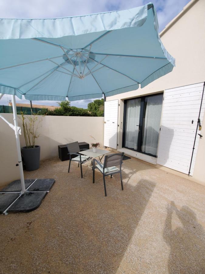 Moderne Avec Extérieur